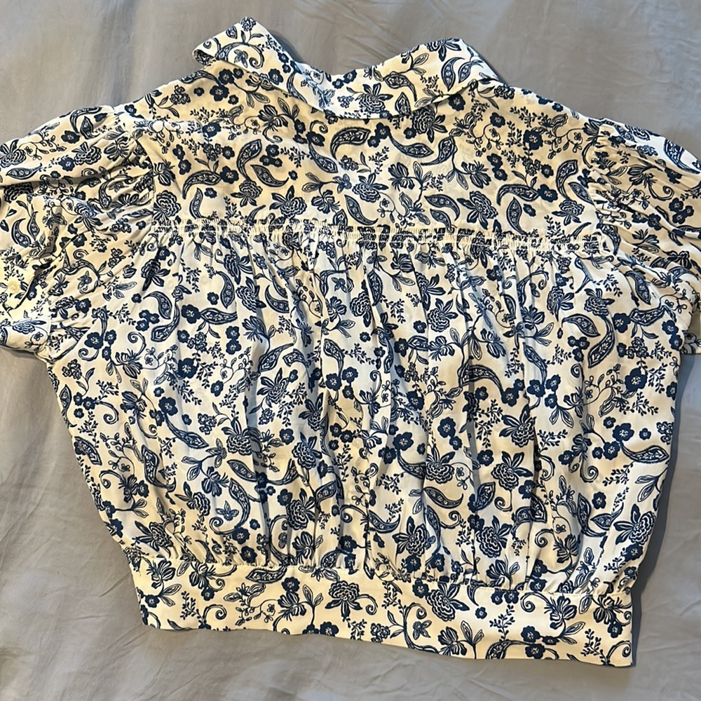 FAVORITE DAUGHTER Blue floral silky crop blouse - Picture 5 of 8